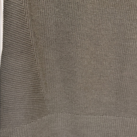 Athleta Olive knit sweater - Picture 4 of 7